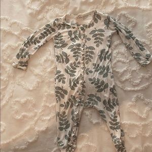 SpearmintLOVE footie